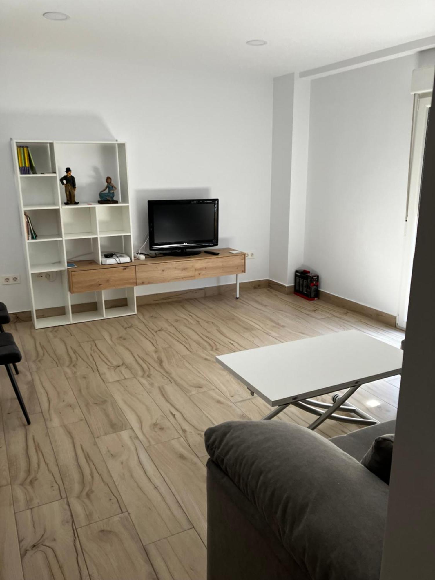 Apartamento En Camino De Ronda De Dos Habitaciones Y Salon 그라나다 외부 사진