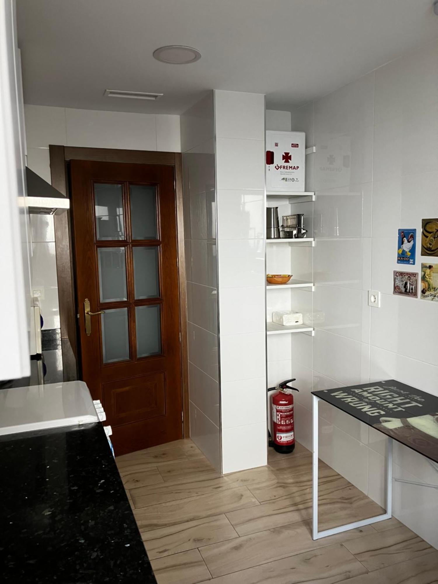 Apartamento En Camino De Ronda De Dos Habitaciones Y Salon 그라나다 외부 사진