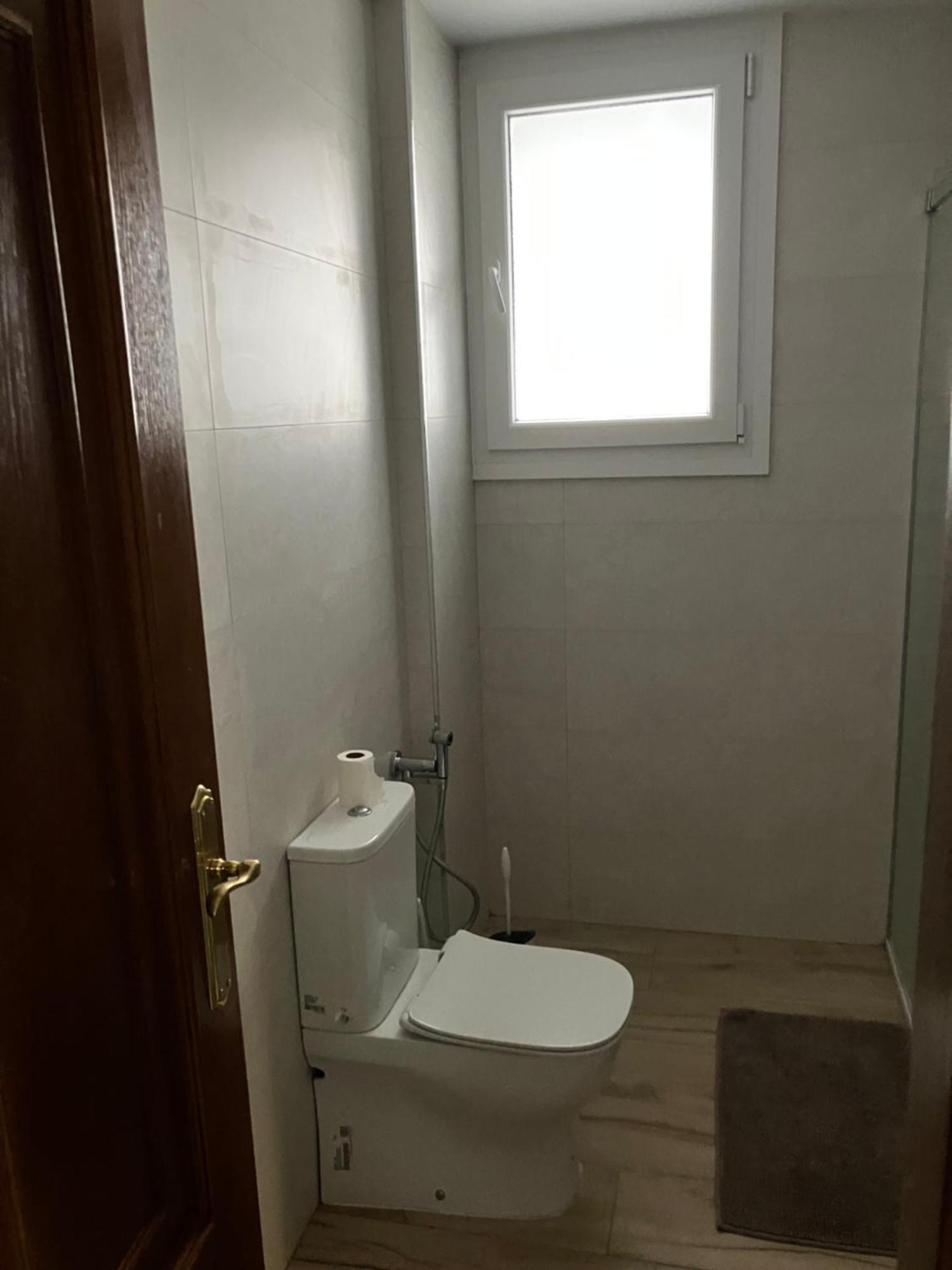 Apartamento En Camino De Ronda De Dos Habitaciones Y Salon 그라나다 외부 사진